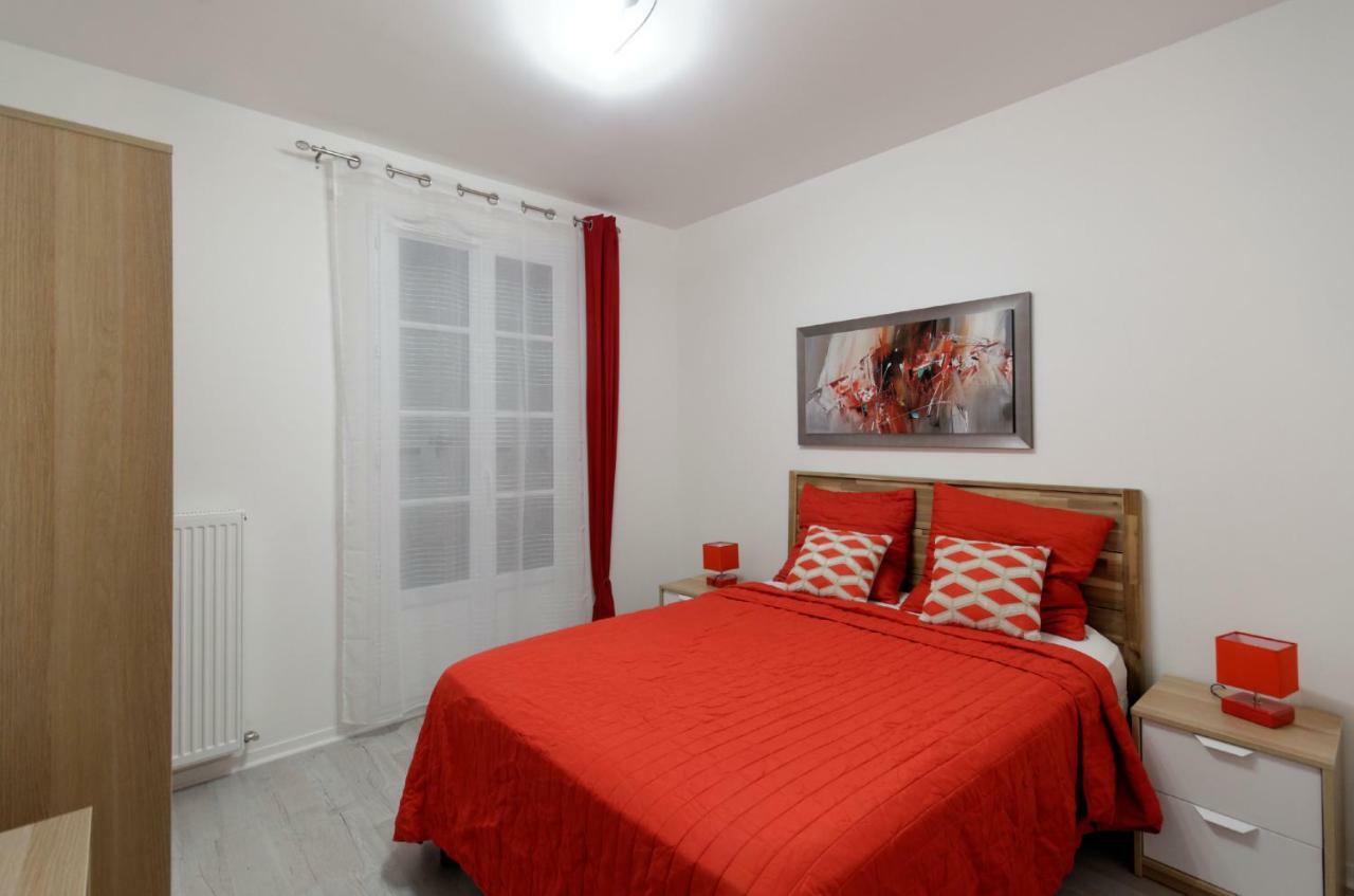 Ferienwohnung Red-line Serris Exterior foto